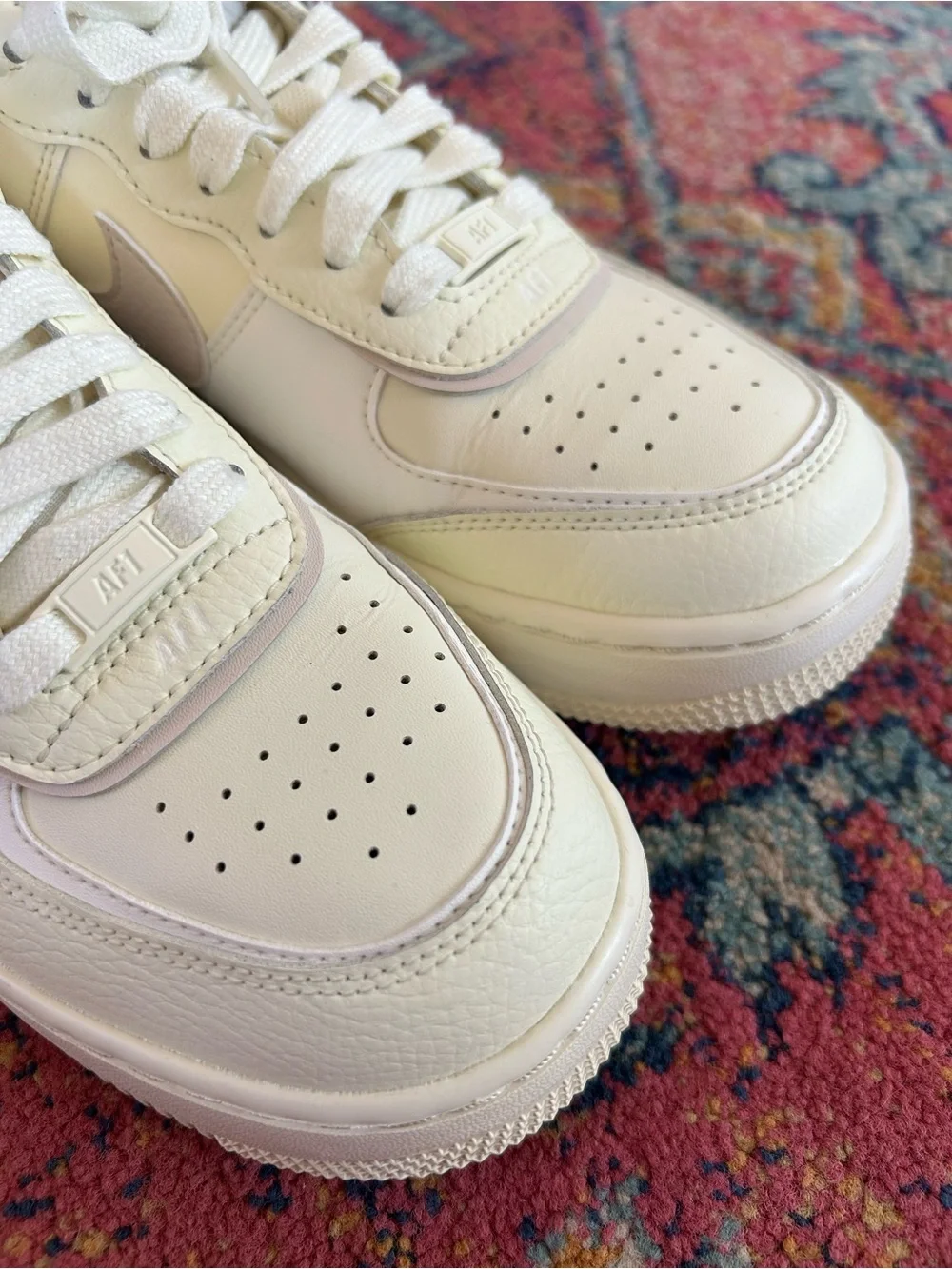 Nike | Women’s Pale Yellow/Lavender Air Force 1 Low-Top Platform Sneakers Sz 8.5